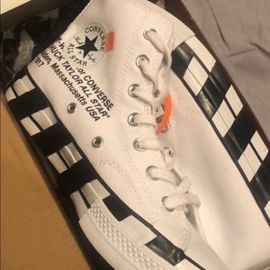 Off- White Converse